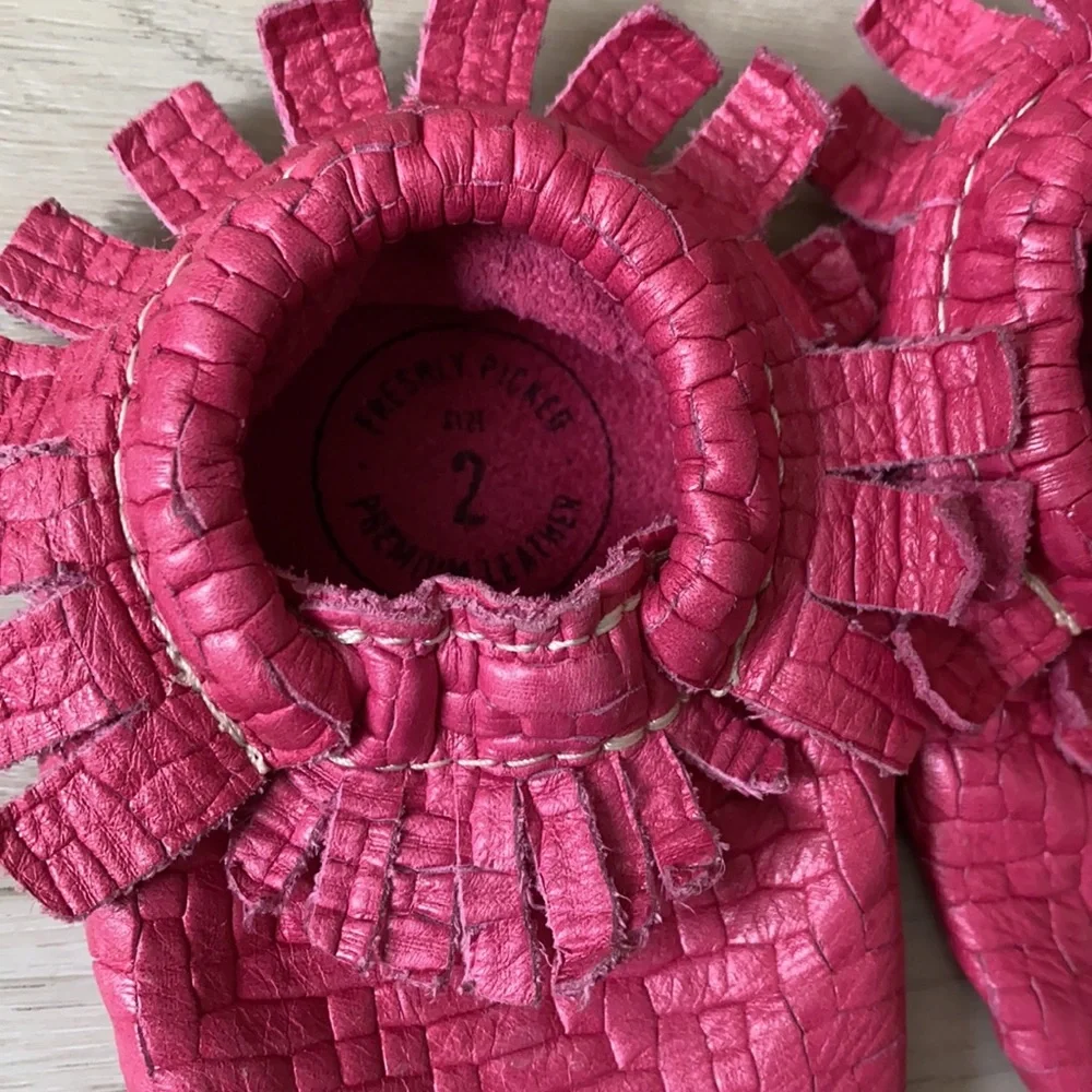 Freshly Picked Baby moccasins size 2